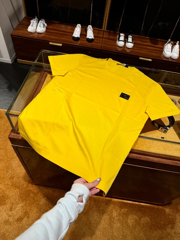 全新未使用D…G柠檬黄色铁牌男t恤短袖