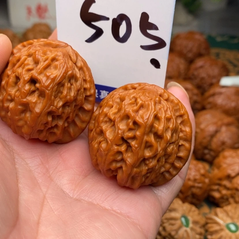 【闪购商品】文玩核桃把件白狮子39