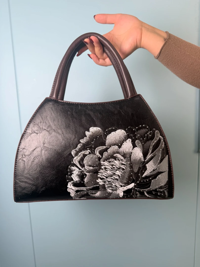 8807洋气女士斜挎手提包新款大气送妈妈时尚中年女包