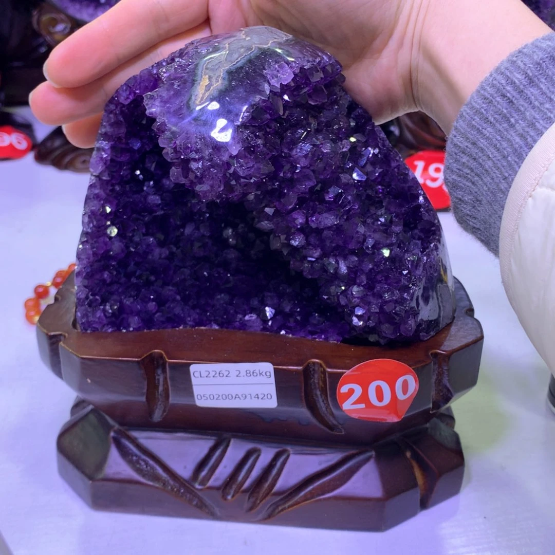 紫晶大型摆件(非配饰)未镶嵌?****?萍姐