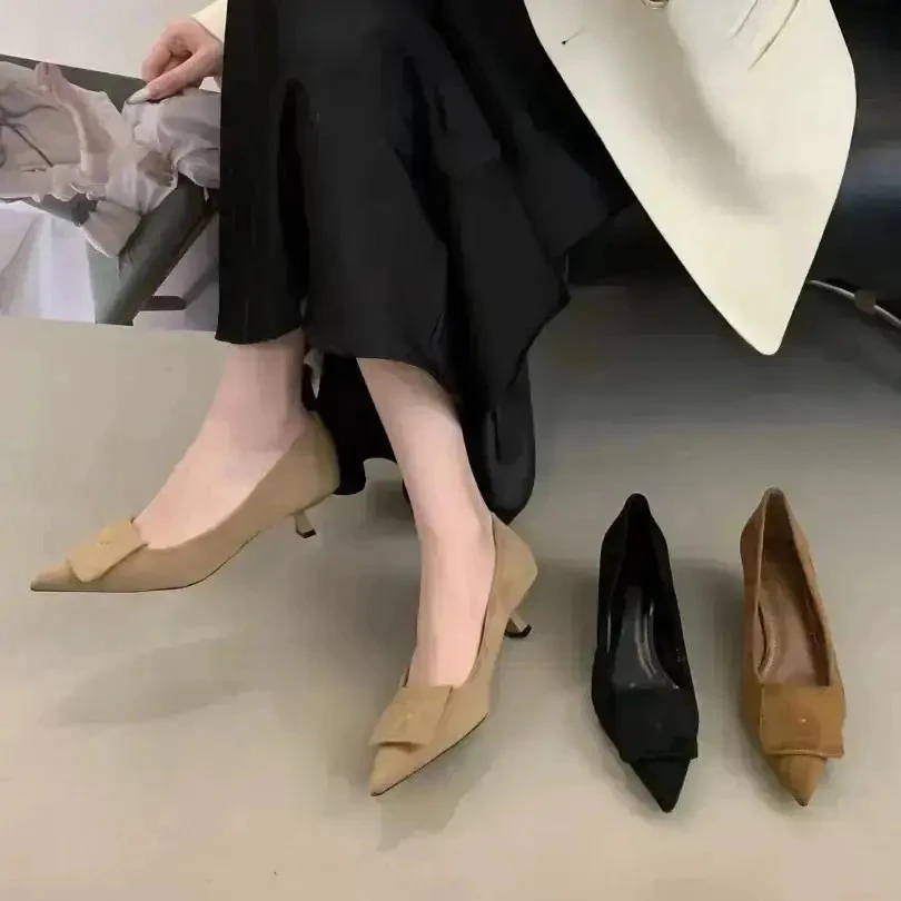 2025秋季新款气质百搭浅口通勤细跟高跟鞋绒面法式尖头复古单鞋