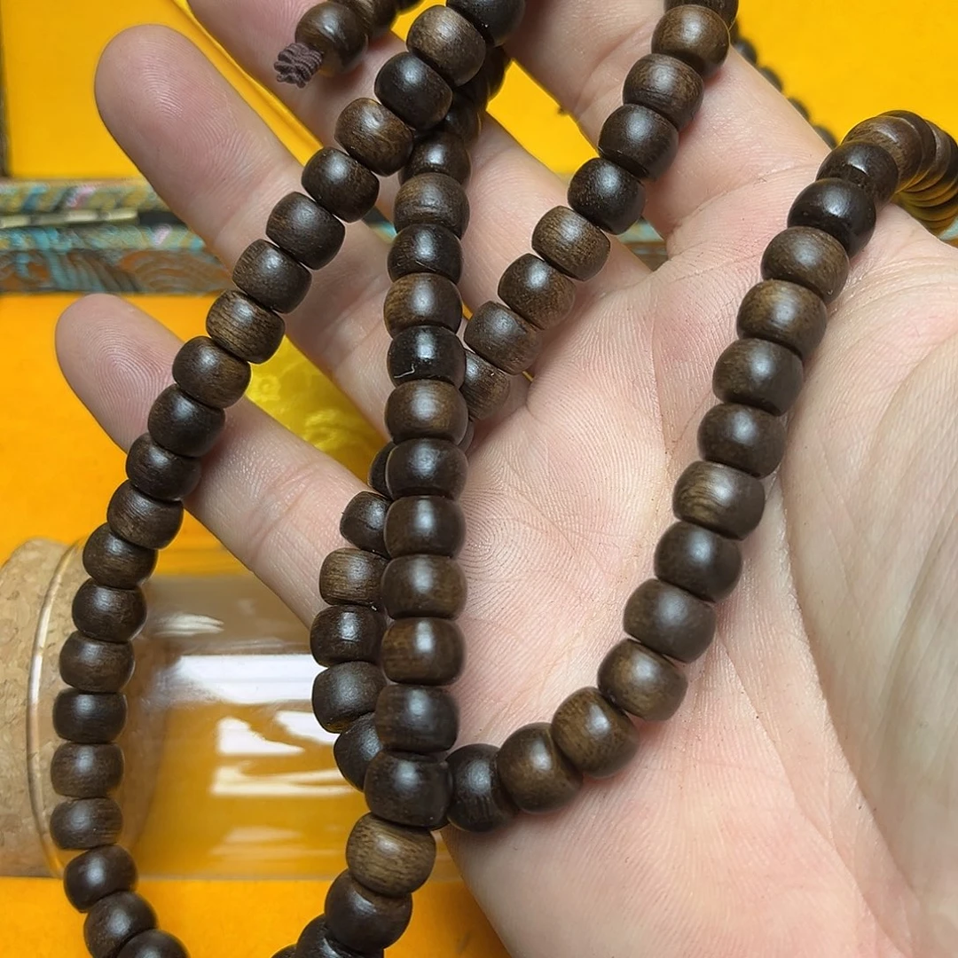 大叶紫檀（黑酸枝木类）