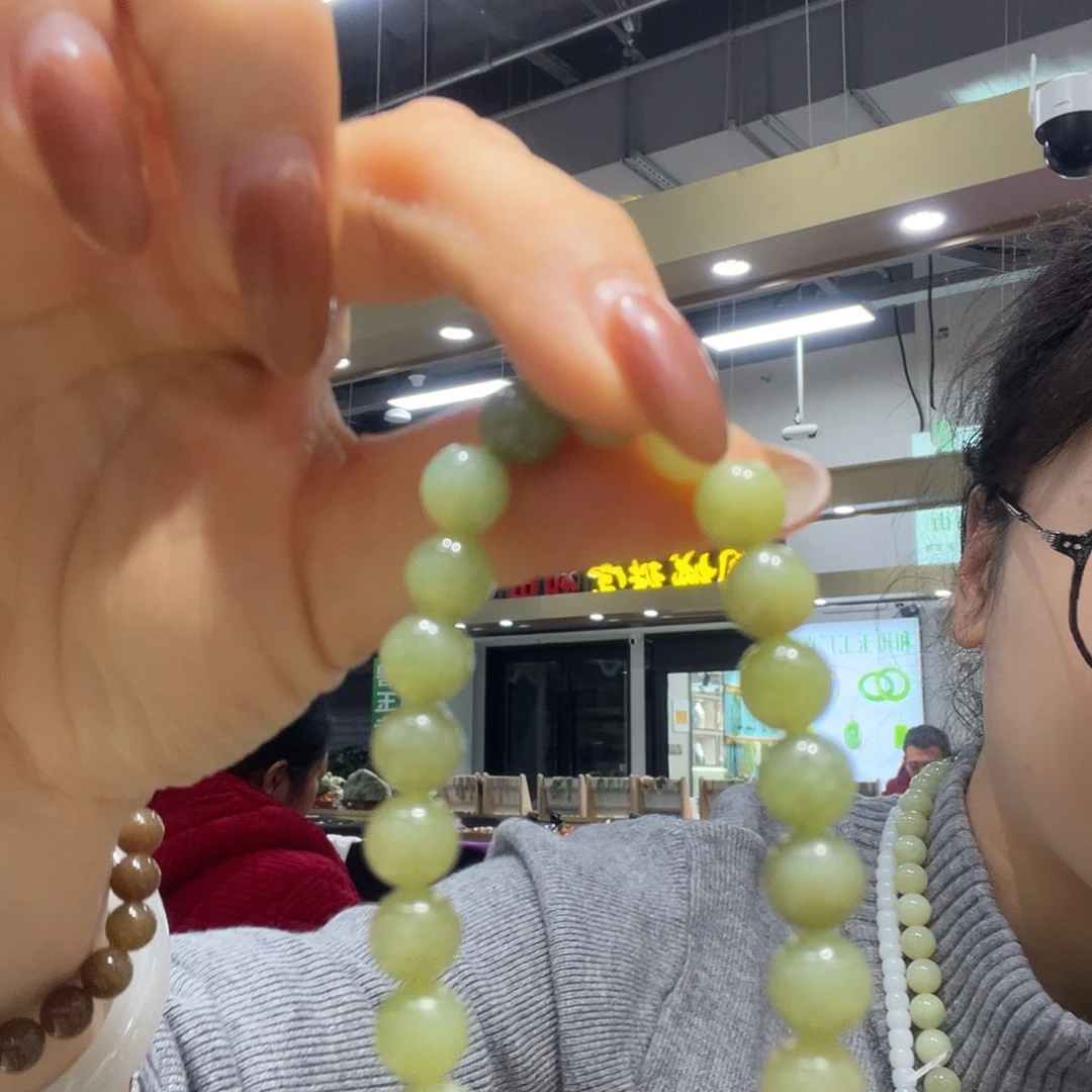 和田玉（糖玉）未镶嵌手链