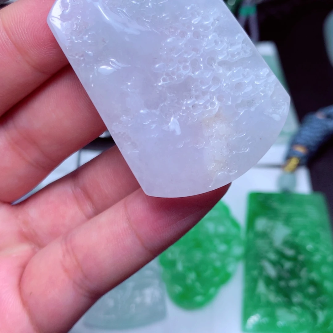 颈饰未镶嵌翡翠天然A货翡翠