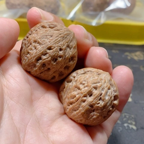 文玩核桃把件铁锤特价有色差不退不换