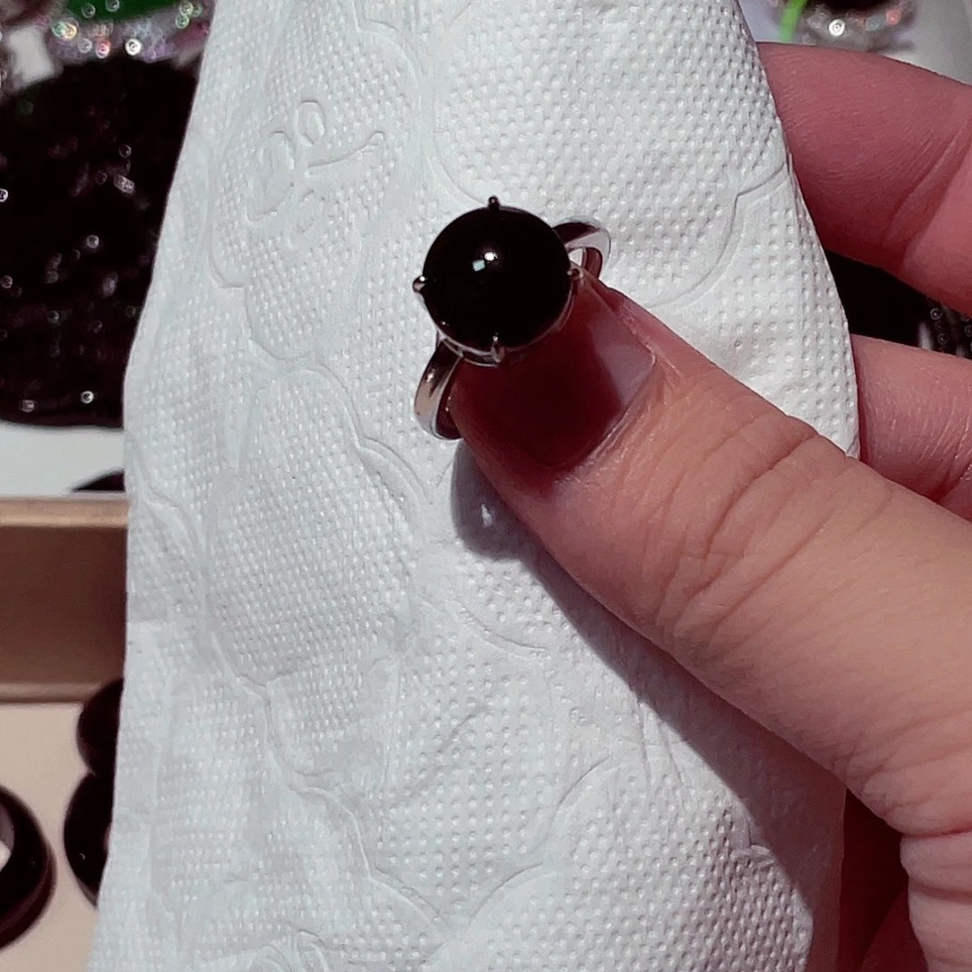 翡翠未镶嵌颈饰先检后发一物一证