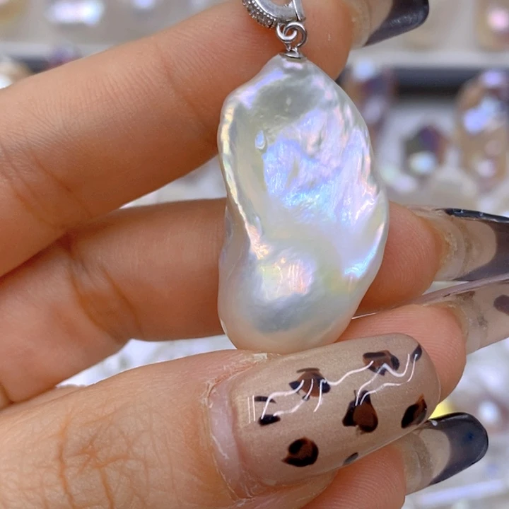 未镶嵌吊坠(赠链)淡水珍珠