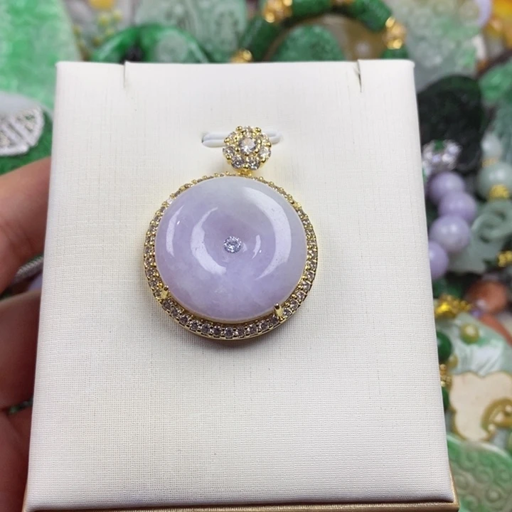 翡翠未镶嵌吊坠(赠链)