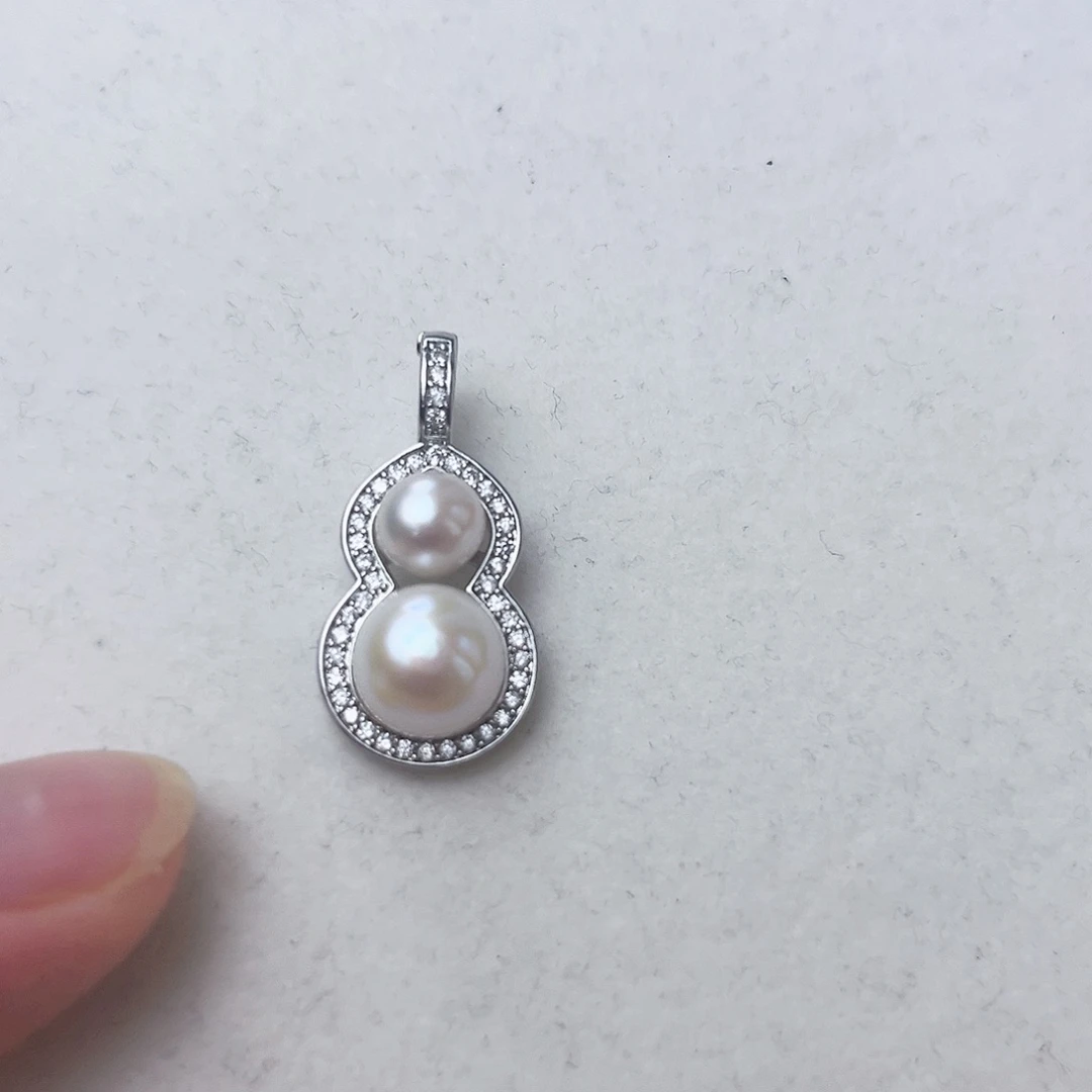 未镶嵌淡水珍珠耳饰