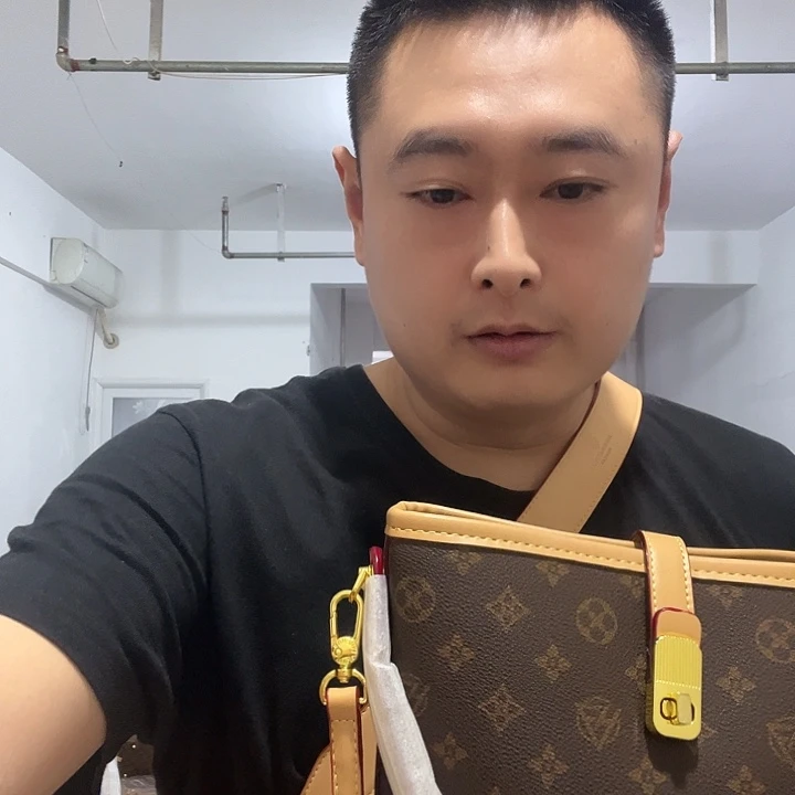 蚕丝犏牛皮（革）驴皮（革）