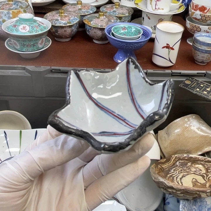 他家瓷器真美…开播了