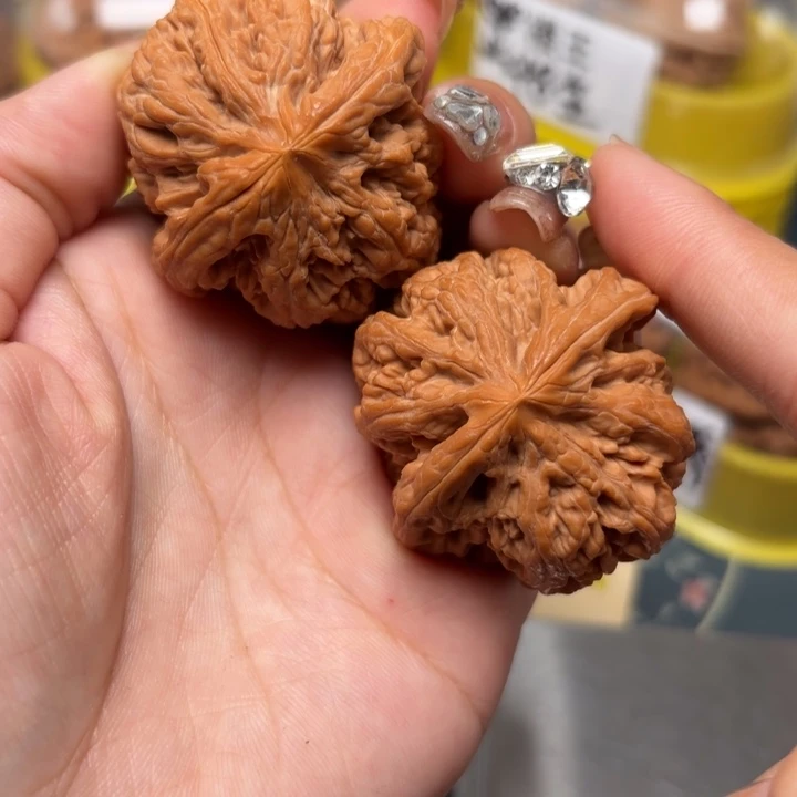 文玩核桃吊坠43-30076-02