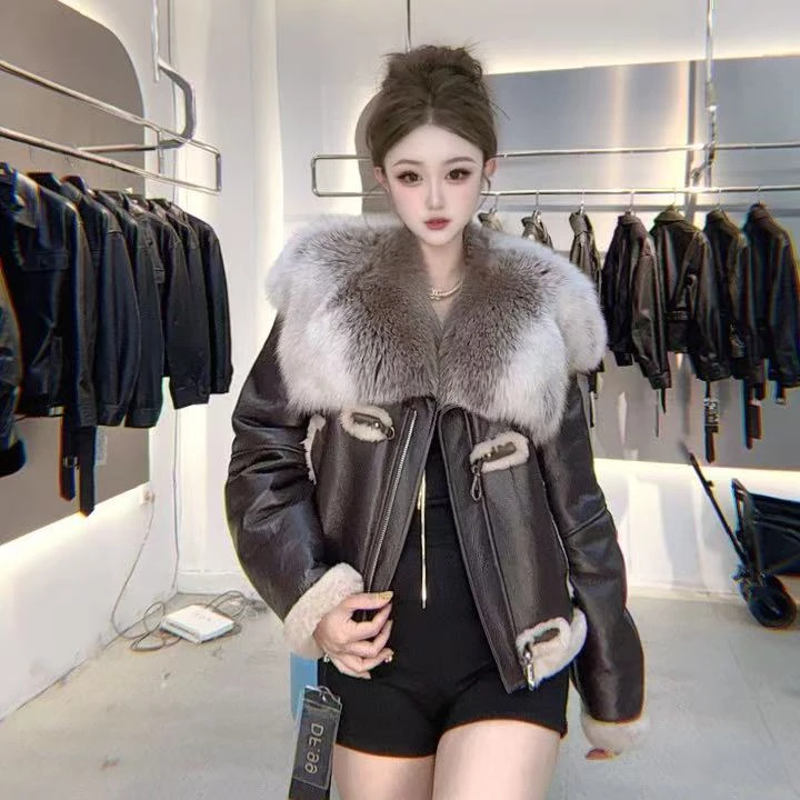 彤彤.Entry lux | 25新款海宁经典百搭皮毛一体女外套-27036