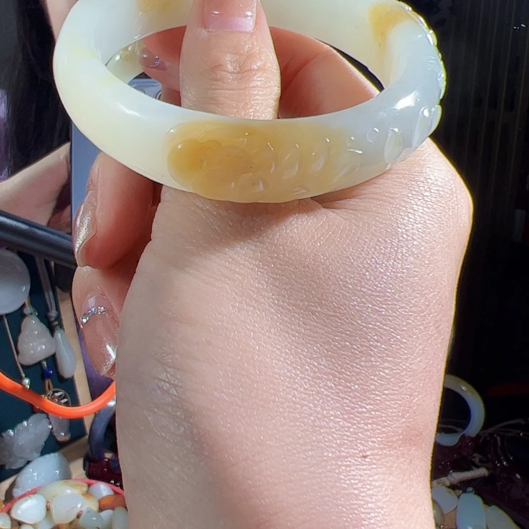 和田玉吊坠(赠链)未镶嵌