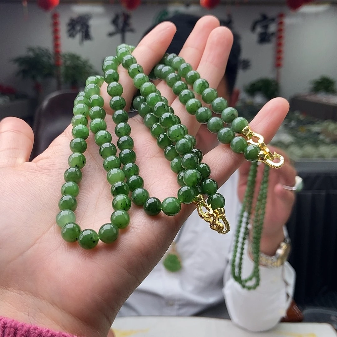 和田玉颜色多样性发拍一发一未镶嵌