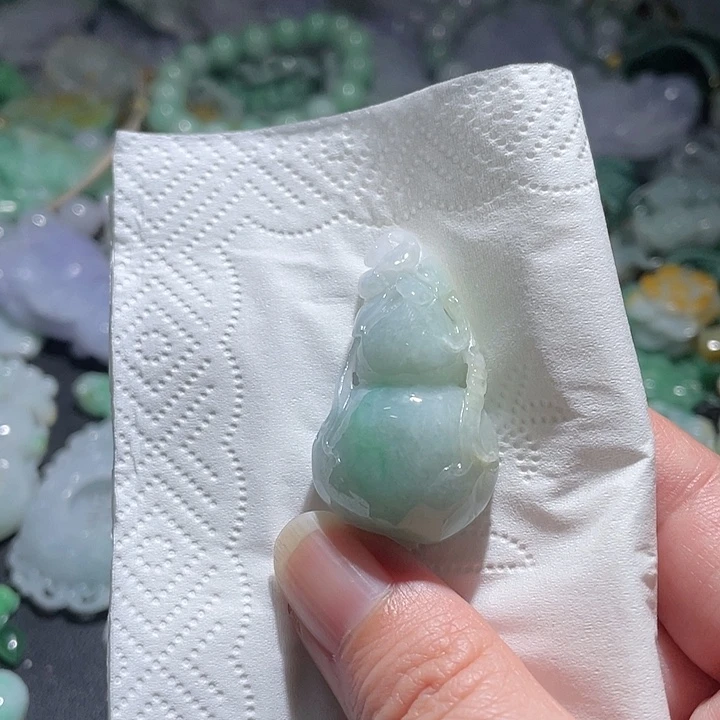 颈饰未镶嵌翡翠天