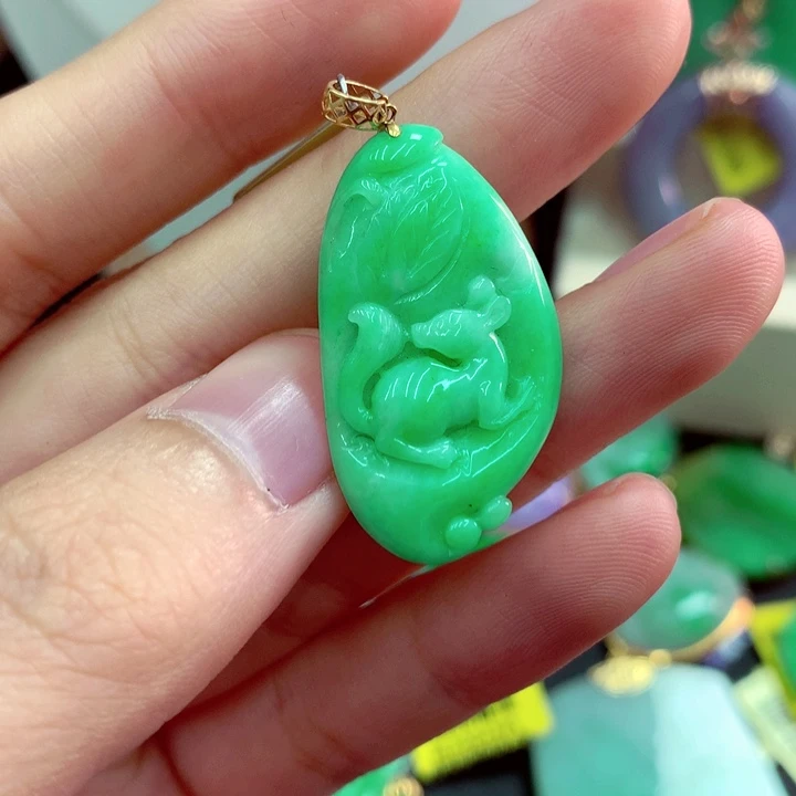 翡翠18K金镶嵌吊坠(不含链)