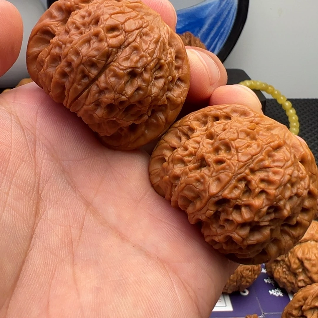 金***龙文玩核桃把件血麒麟