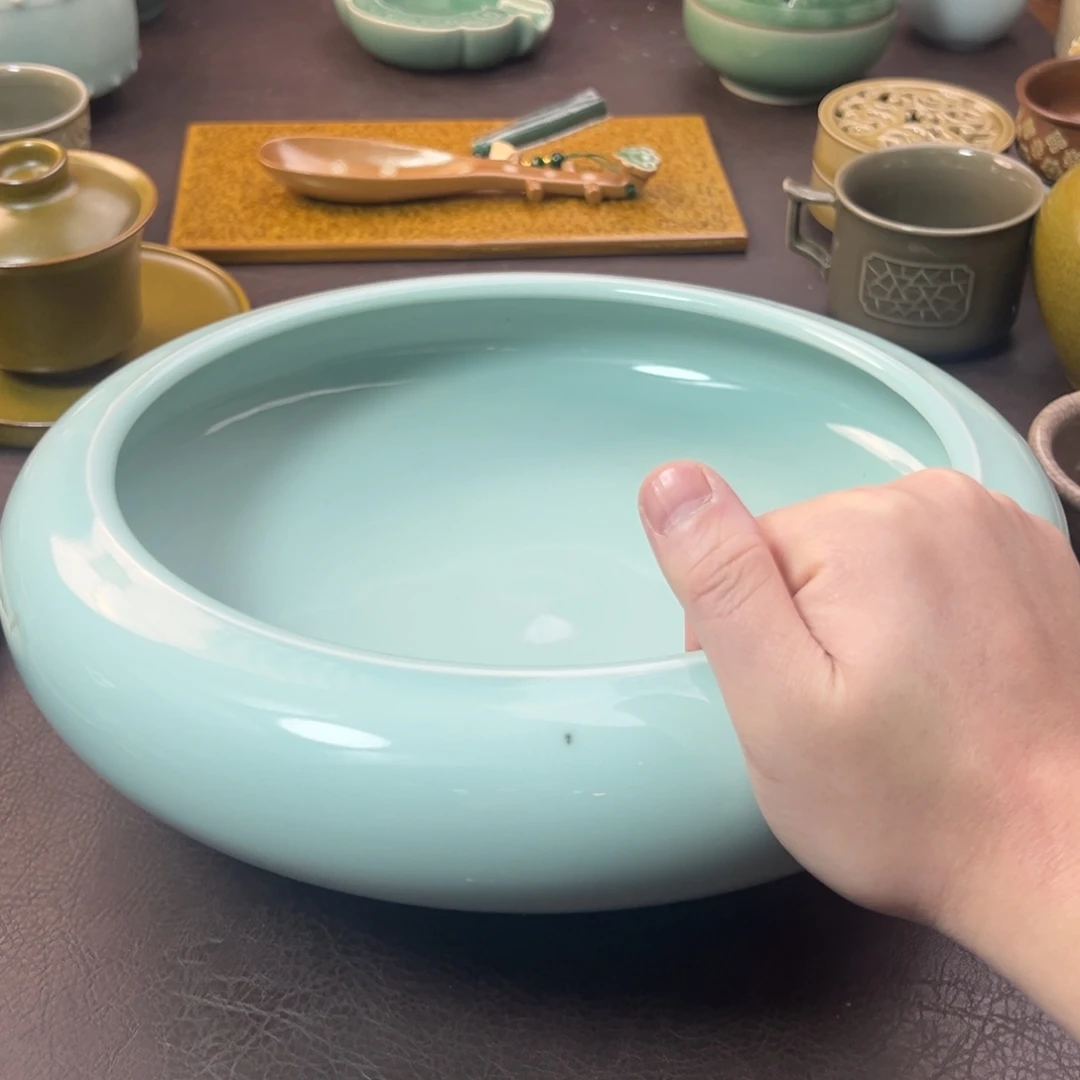 青瓷茶器青瓷茶器微瑕