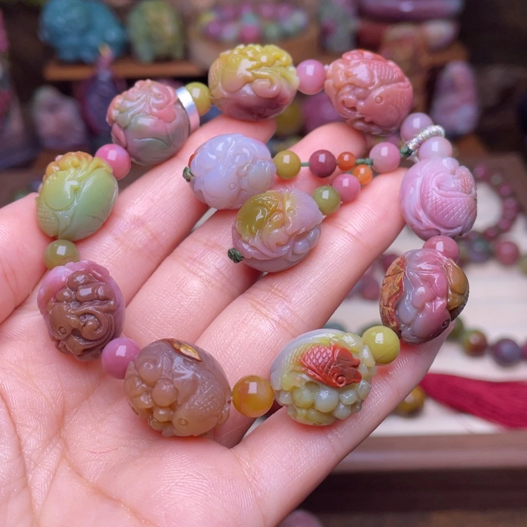 玛瑙/玉髓珠宝半成品未镶嵌盐源玛瑙双鱼老矿料蛋蛋手串