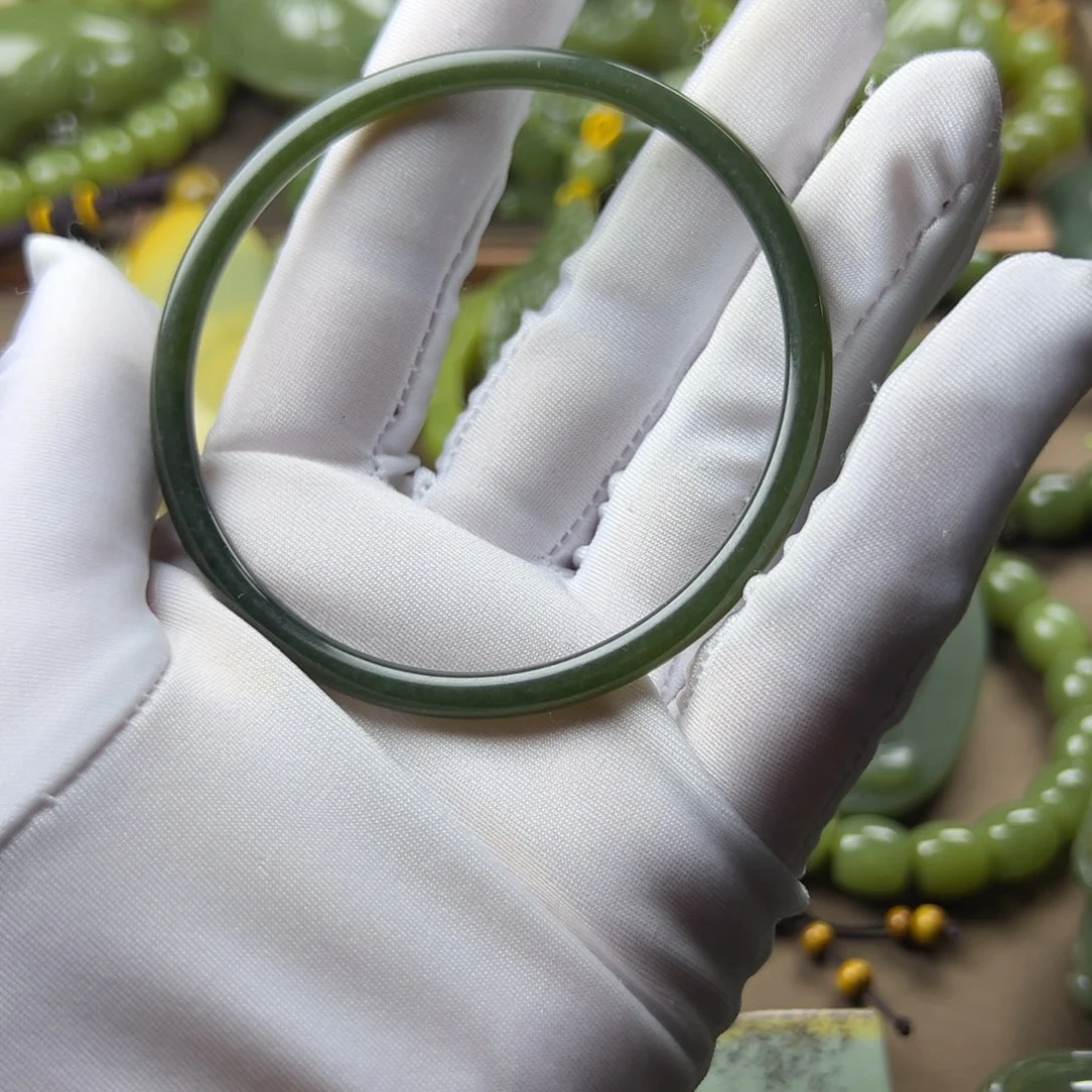 岫岩老玉（透闪石质玉）未镶嵌挂件63