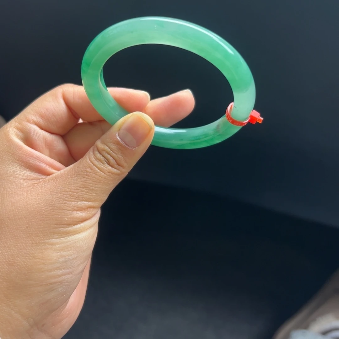 石英质玉未镶嵌手镯非洲翠5455