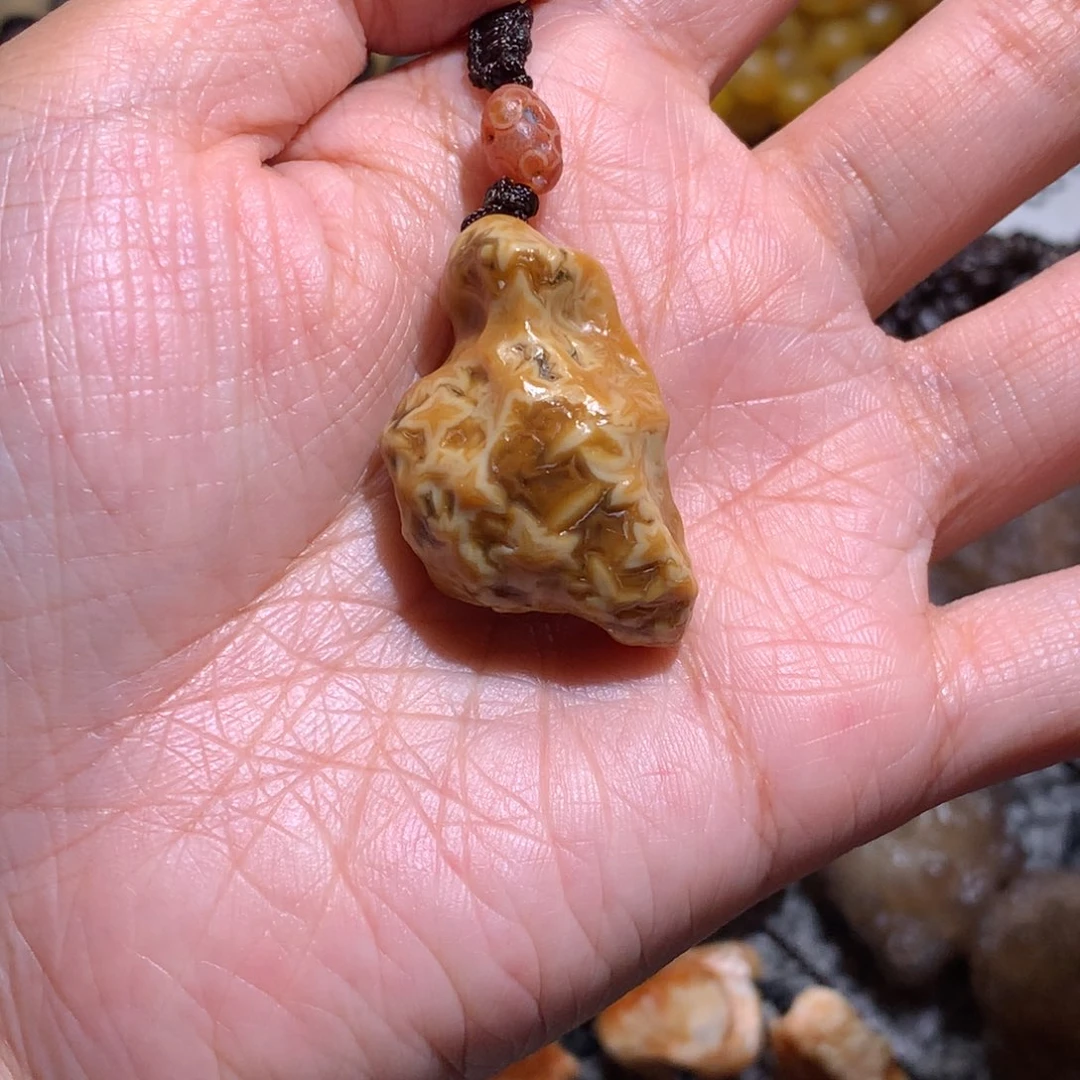 未镶嵌颈饰玛瑙/玉髓