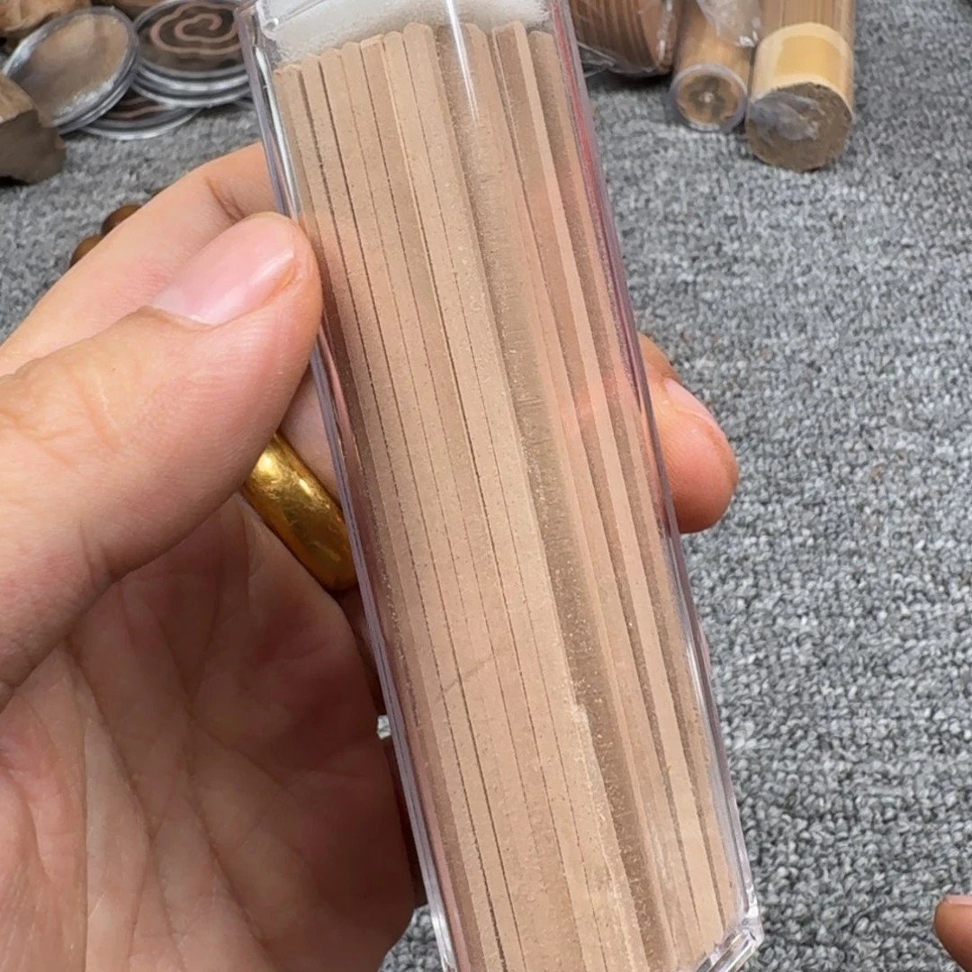 其他檀香木小钢炮1罐