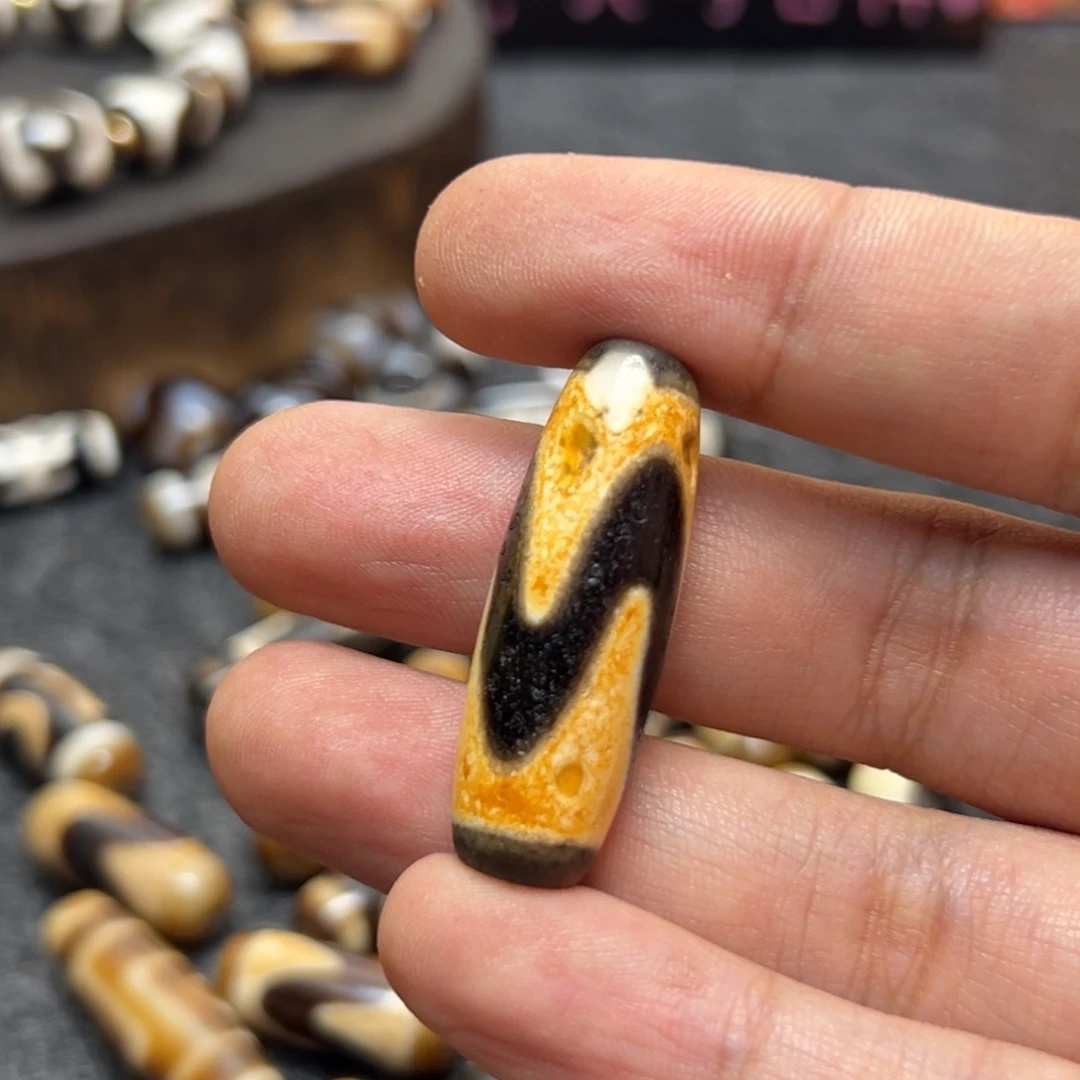 玛瑙/玉髓合金颈饰