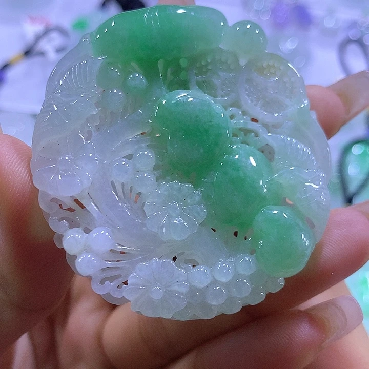 翡翠未镶嵌颈饰天然翡翠A货吊坠