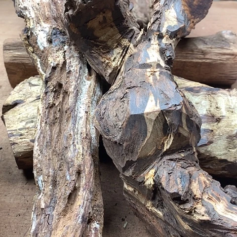 黄花梨/降香黄檀“****！1.2圆珠各开一串