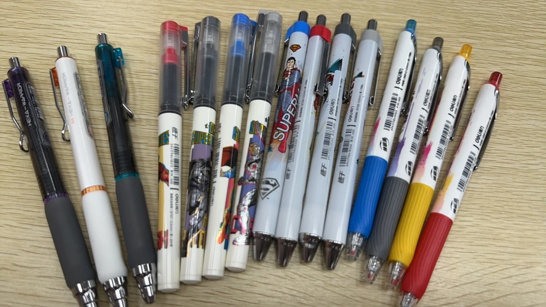 A656 14支速干按动中性笔0.5mm顺滑刷题学生专用