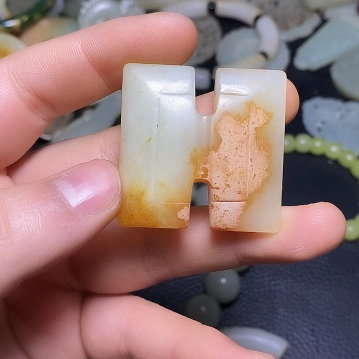 和田玉（糖玉）未镶嵌颈饰