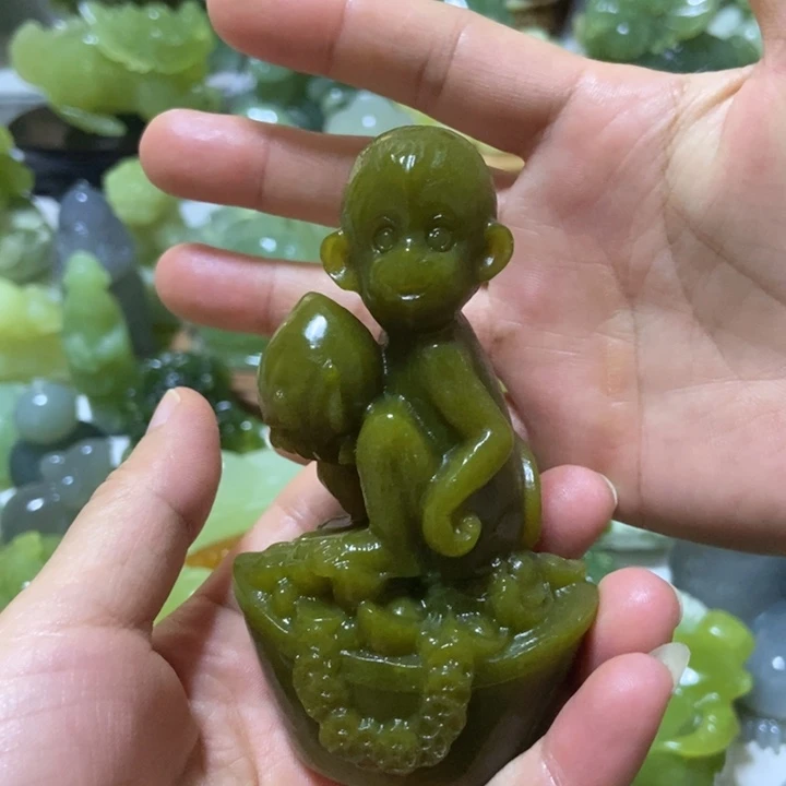 【闪购商品】未镶嵌蛇纹石玉把件