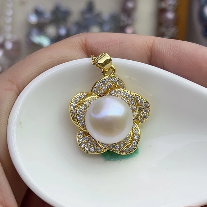 淡水珍珠未镶嵌吊坠(赠链)