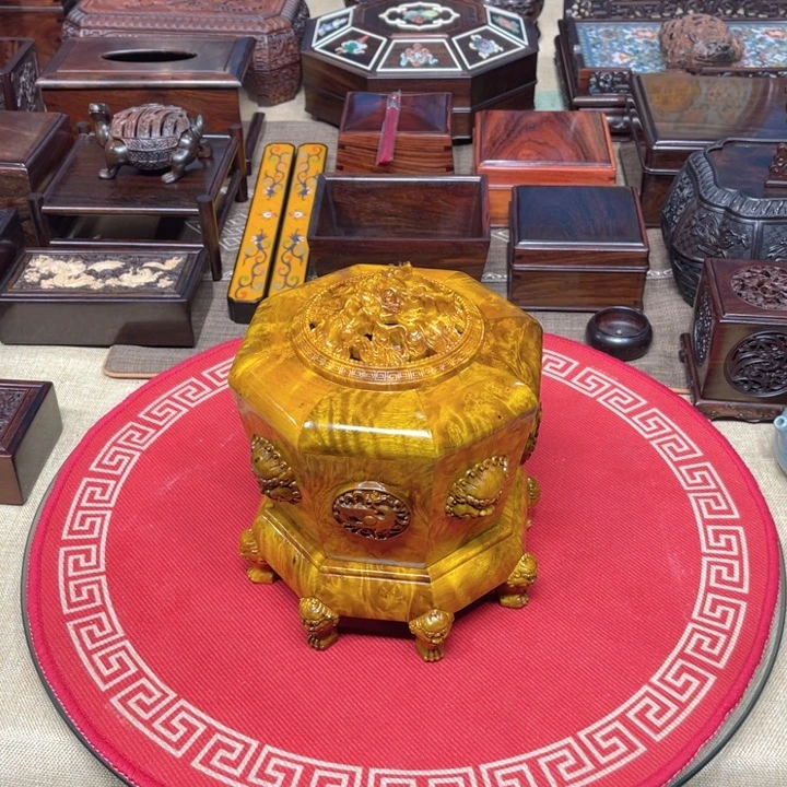 紫檀木类成套家具