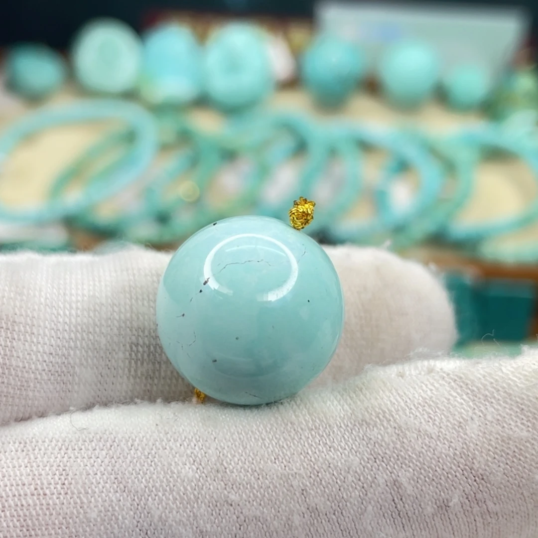 绿松石未镶嵌挂件