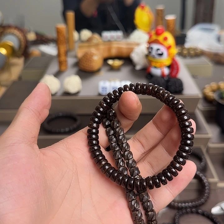 乌***央吊坠椰蒂84药片单圈