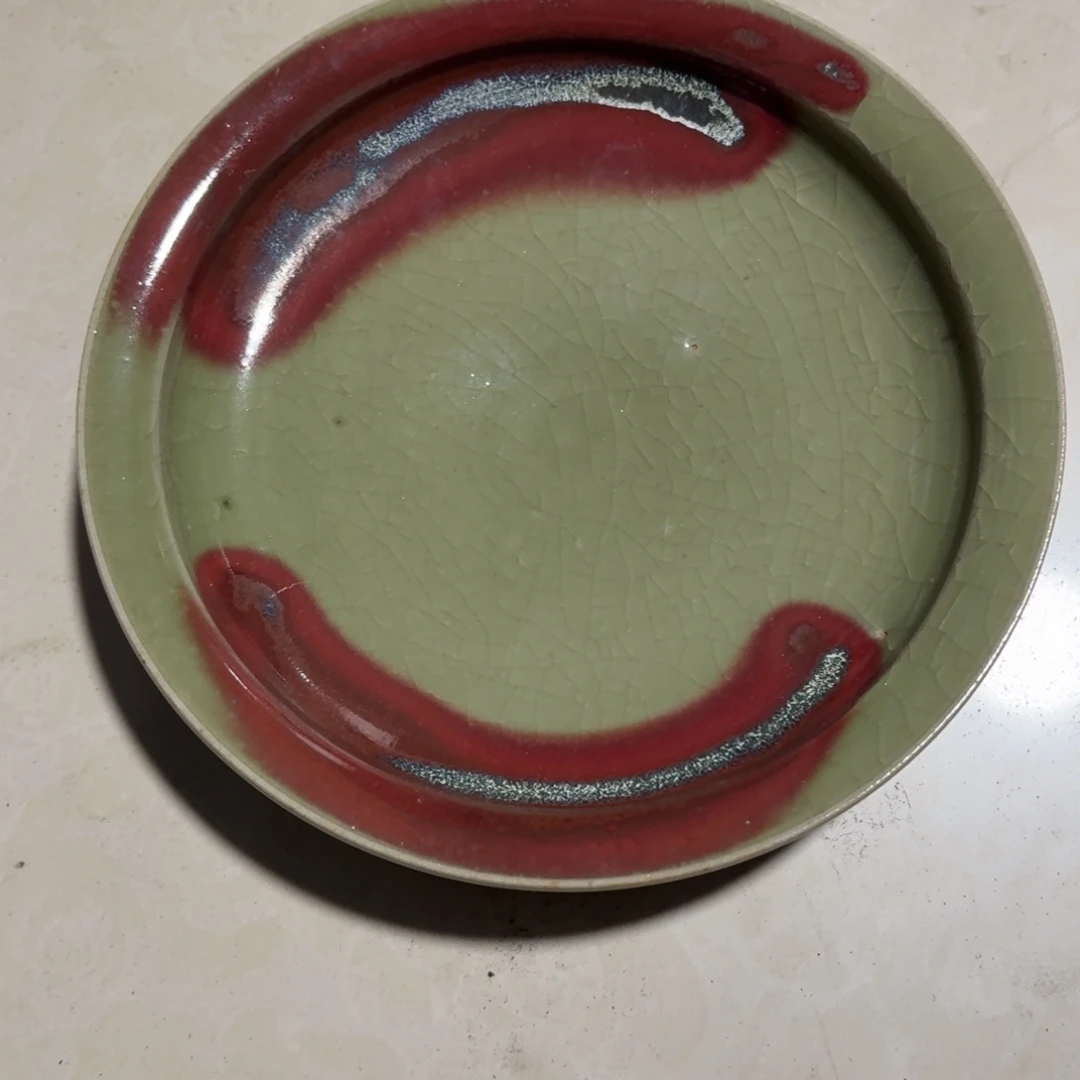 釉***青瓷片器形美观大方典雅