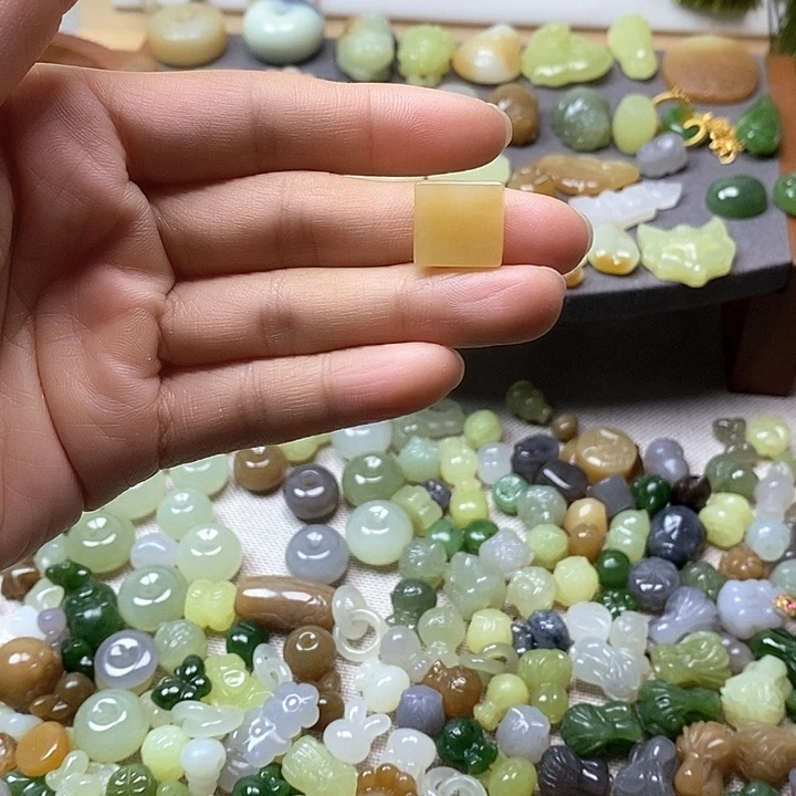 未镶嵌和田玉挂件无事牌