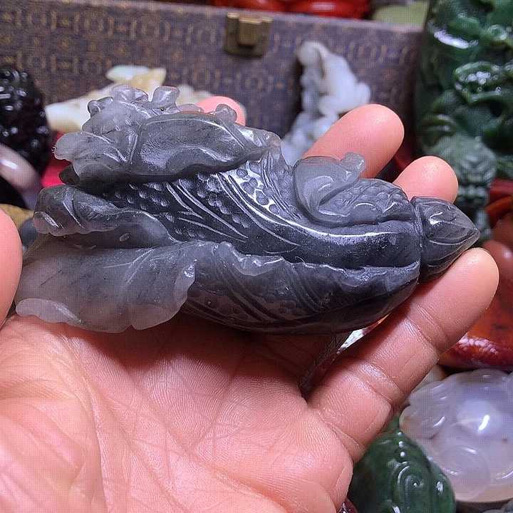 未镶嵌和田玉（糖玉）挂件