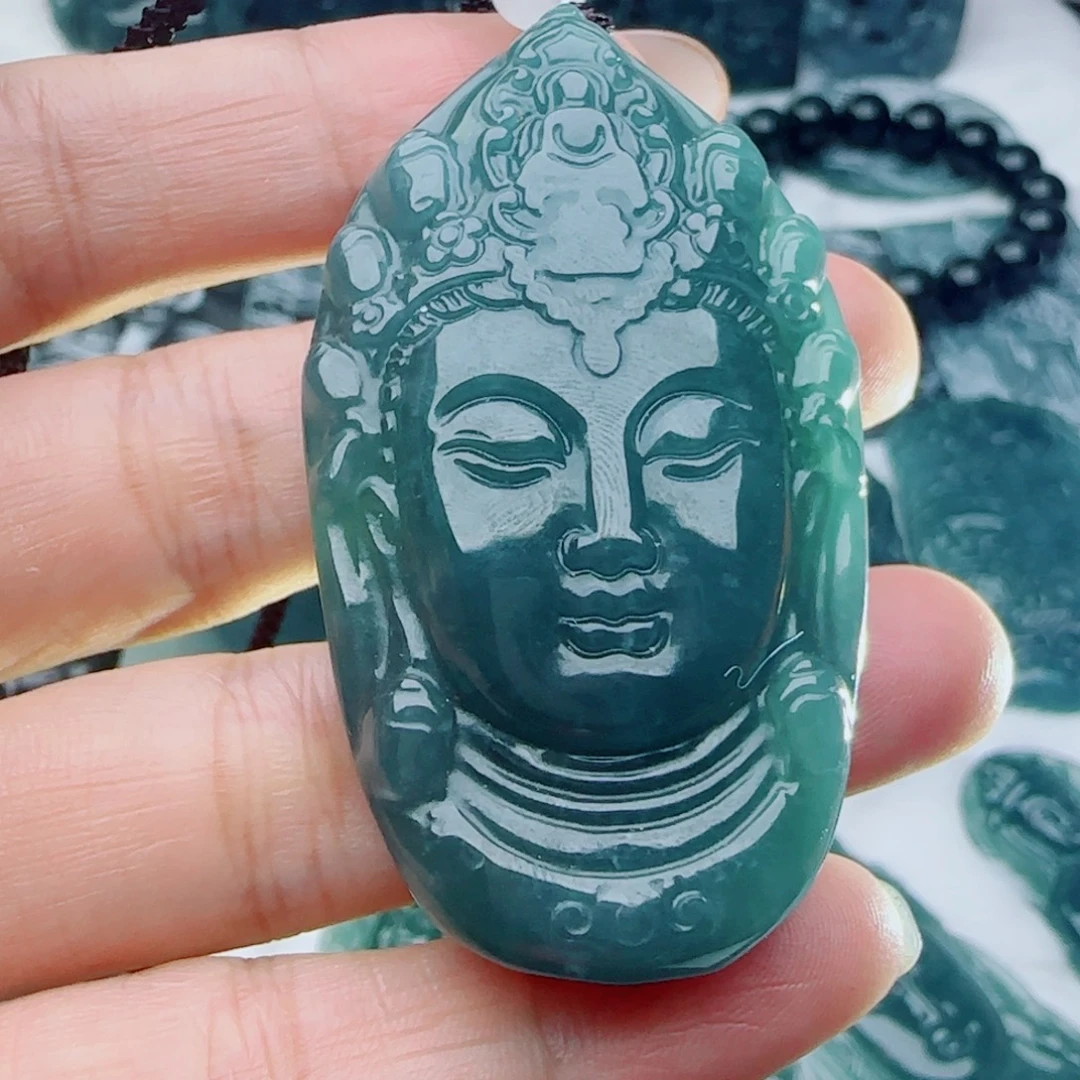 颈饰未镶嵌翡翠多样性发货天然的A货翡翠