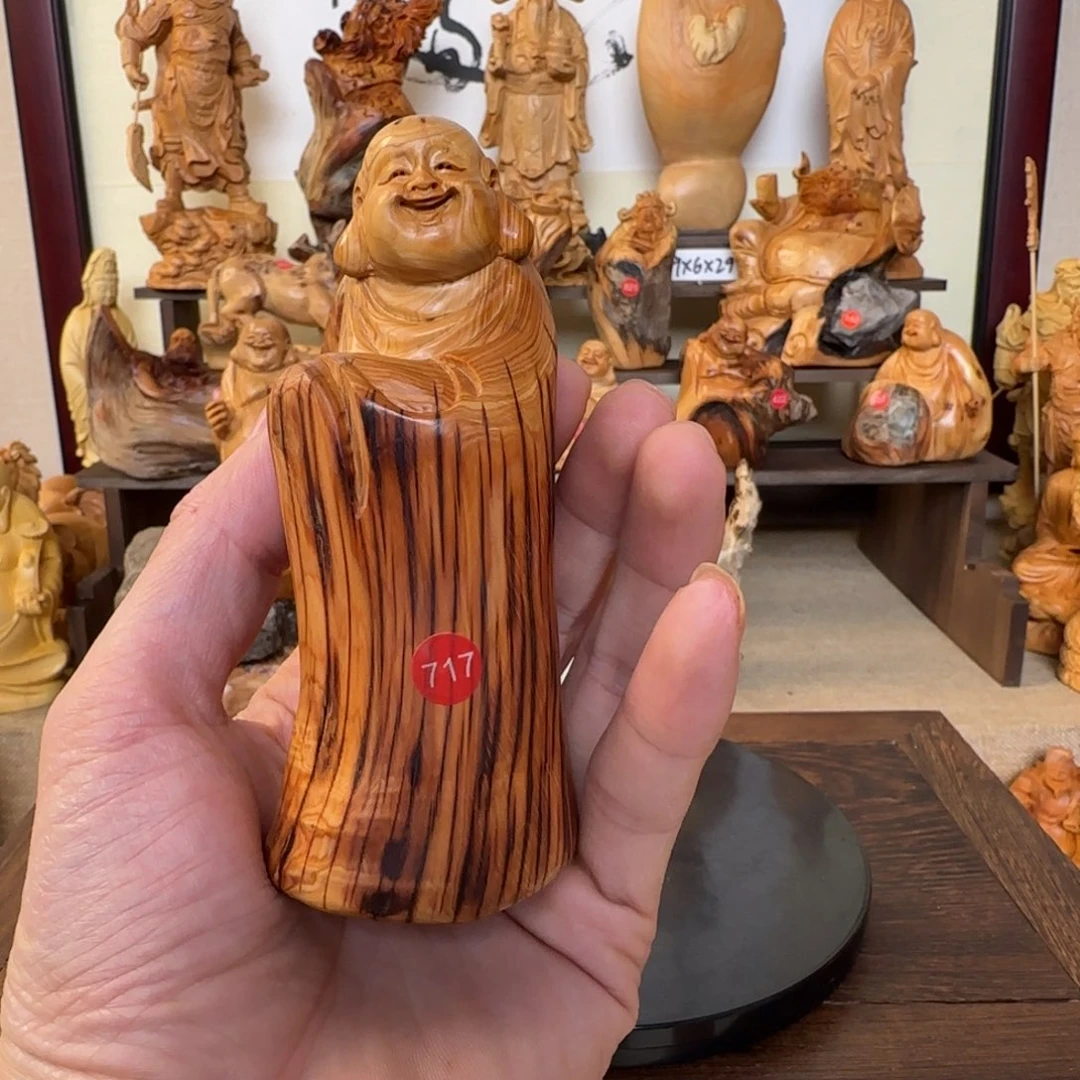 崖柏小木匠艺雕一物一拍