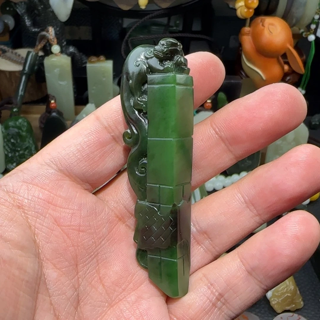 和田玉挂件未镶嵌