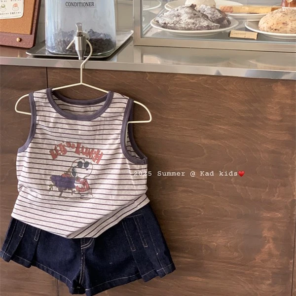 v5082-条纹小背心+v5052-深蓝牛仔短裤