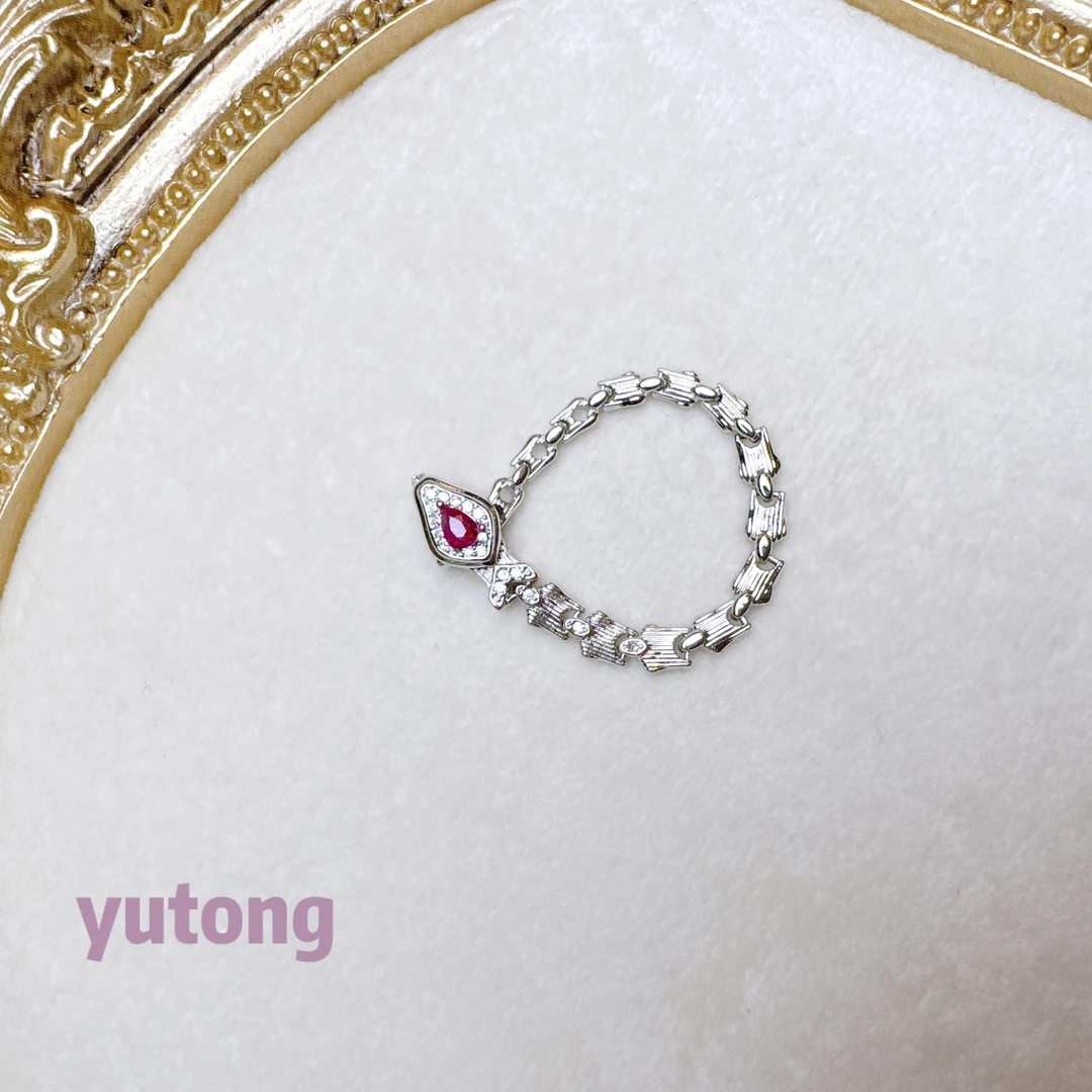 铜合金锆石戒指 【雨桐高奢饰品】戒指LWW68L43