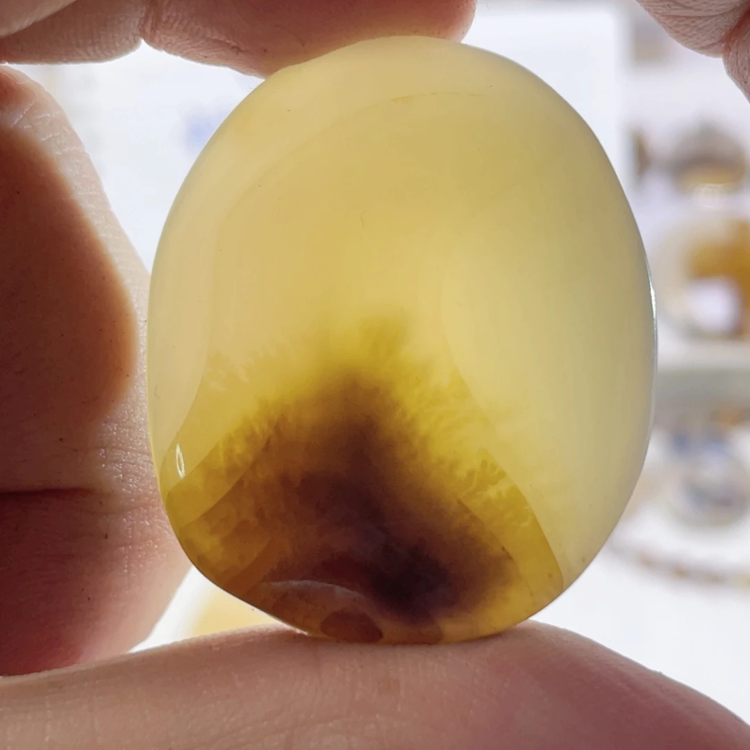 玛瑙/玉髓未镶嵌珠宝奇石