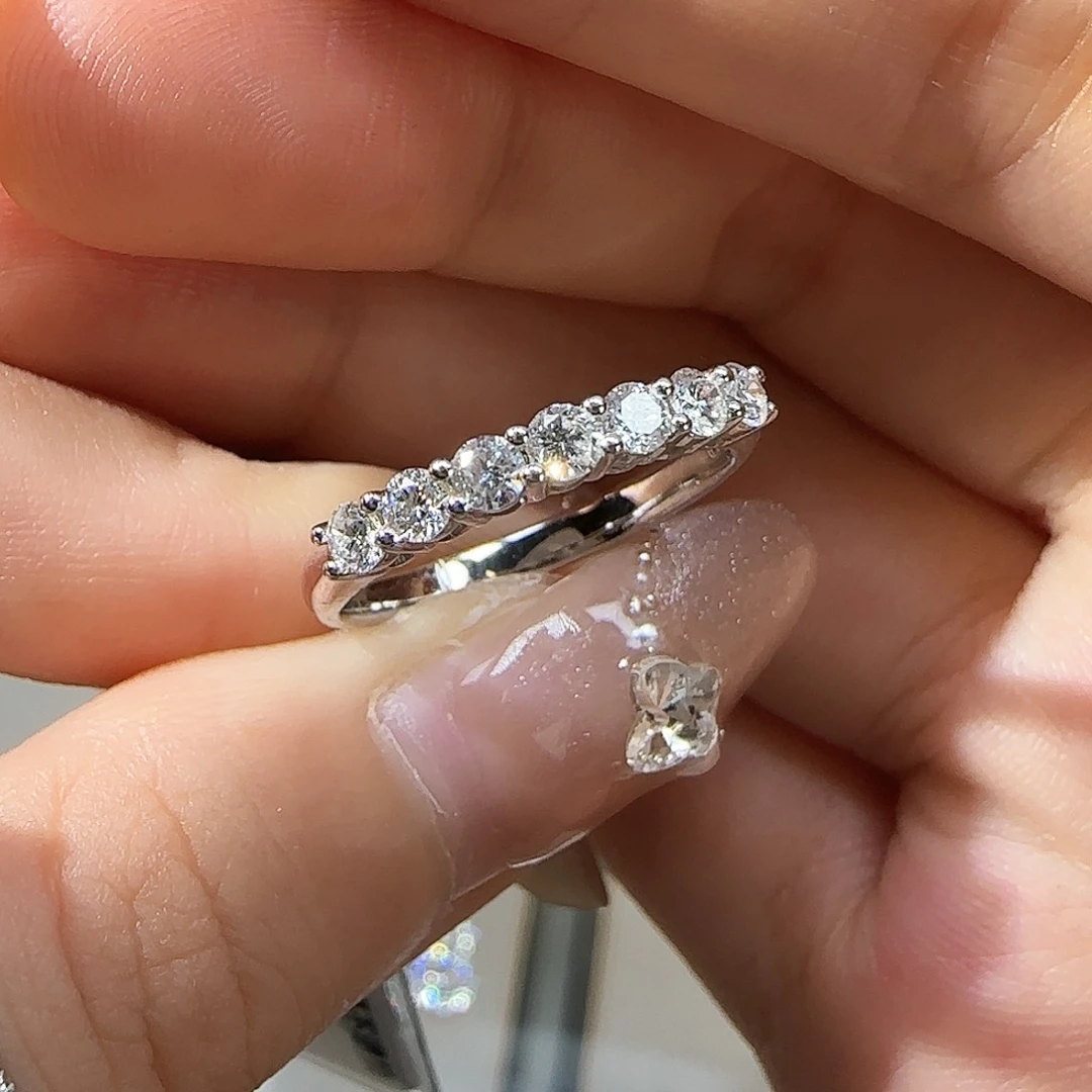 实验室培育钻石18K金镶嵌晶**娘7公主排戒 16