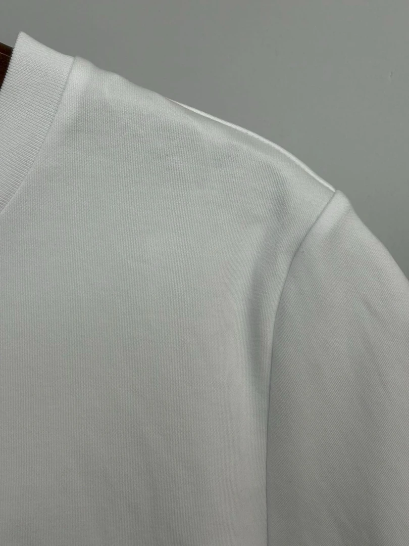 [轻奢] 短袖T恤女夏季新款洋气百搭高级感时尚圆领体恤 ZK690