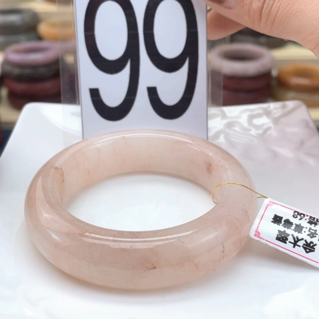 【闪购商品】石英质玉手镯未镶嵌